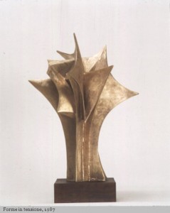 Forma in tensione, 1987 Gesso, cm 36